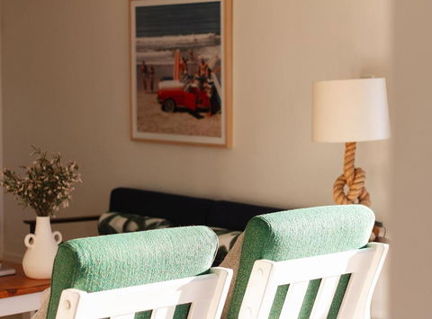 BAY PROPERTIES . Seadrifter - Tourism Brisbane 1