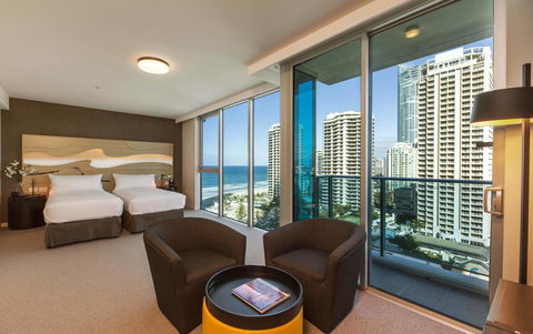 Hilton Surfers Paradise Hotel & Residences - Tourism Brisbane 13