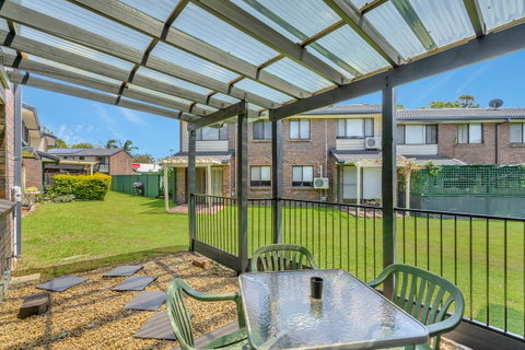 Fountain View Estate - We Accommodate - Brisbane Tourism 1