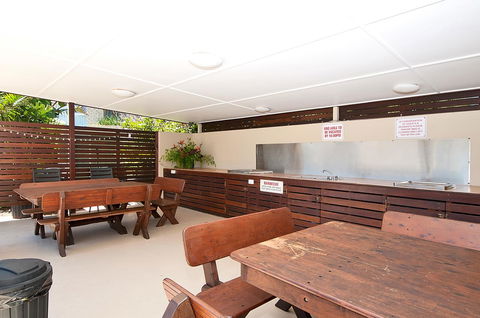 Spectrum Holiday Apartments - Tourism Brisbane 24