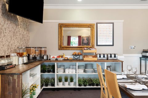 Coopers Colonial Motel - Brisbane Tourism 31