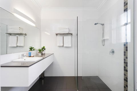 Coopers Colonial Motel - Brisbane Tourism 19