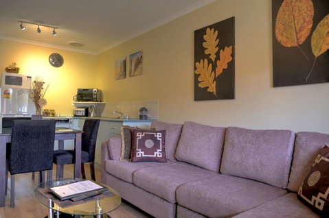 Ficifolia Lodge - Tourism Brisbane 16