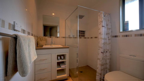 Ficifolia Lodge - Tourism Brisbane 2