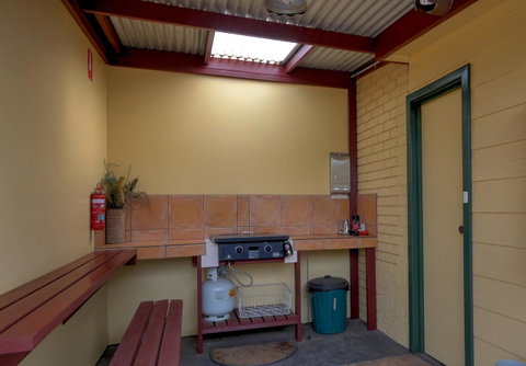 Ficifolia Lodge - Tourism Brisbane 24