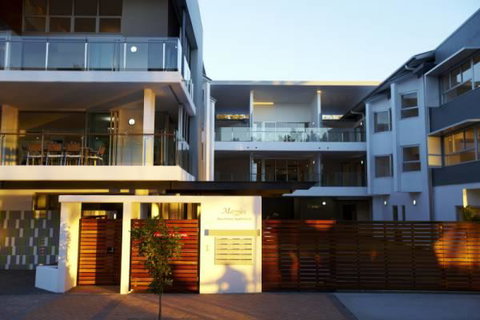 Maggies Beachfront Apartment 12 - Tourism Brisbane 1