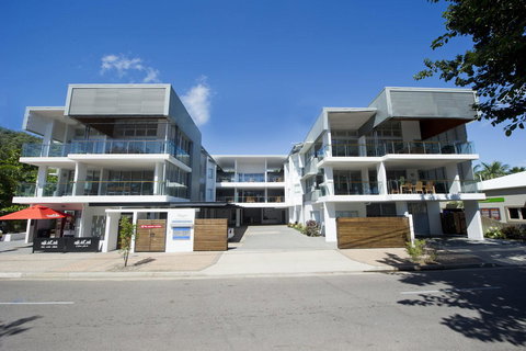 Maggies Beachfront Apartment 12 - Tourism Brisbane 0