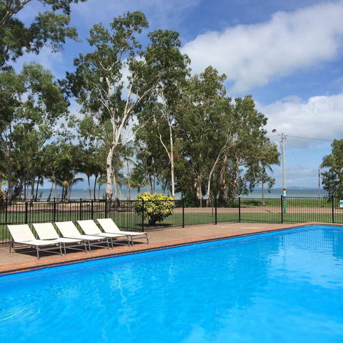 Arcadia Village Motel - Brisbane Tourism 25