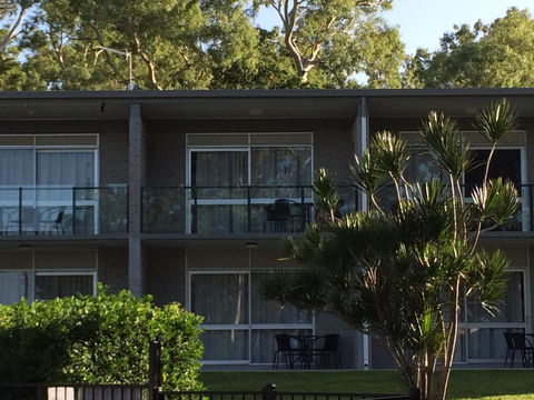 Arcadia Village Motel - Brisbane Tourism 35