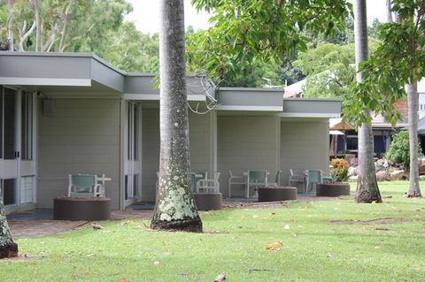Arcadia Village Motel - Brisbane Tourism 8