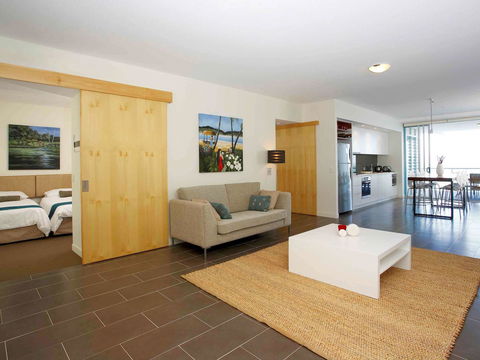 Grand Mercure Apartments Magnetic Island - Brisbane Tourism 22