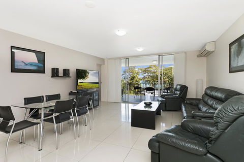 Keith's Sister - Tourism Brisbane 0