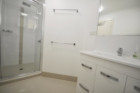 Ocean Wave - Tourism Brisbane 14