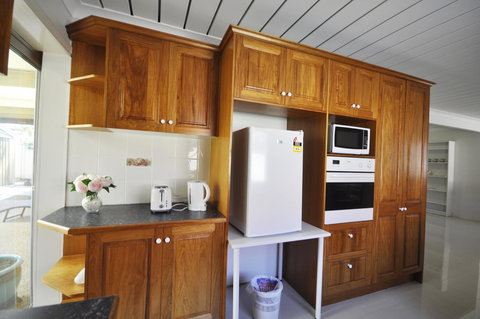 Ocean Wave - Tourism Brisbane 4