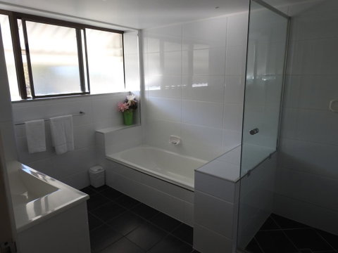 Placid Waters Holiday Apartments - Brisbane Tourism 10