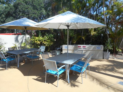 Placid Waters Holiday Apartments - Brisbane Tourism 4