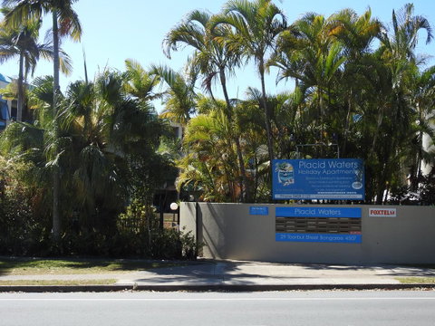 Placid Waters Holiday Apartments - Brisbane Tourism 1