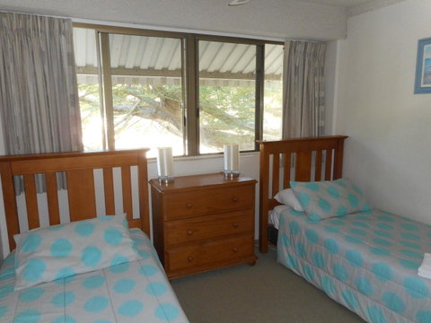 Placid Waters Holiday Apartments - Brisbane Tourism 18