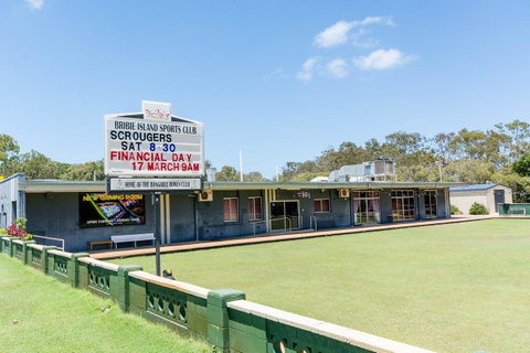 Everything You Need Including A Pool! Karoonda Sands Apartments - Brisbane Tourism 16