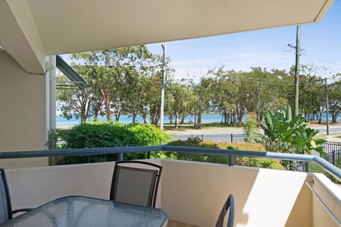 Everything You Need Including A Pool! Karoonda Sands Apartments - Brisbane Tourism 9