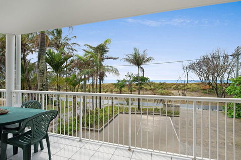 LISTEN TO THE SURF From Rickman Pde, Woorim - Brisbane 4u 0