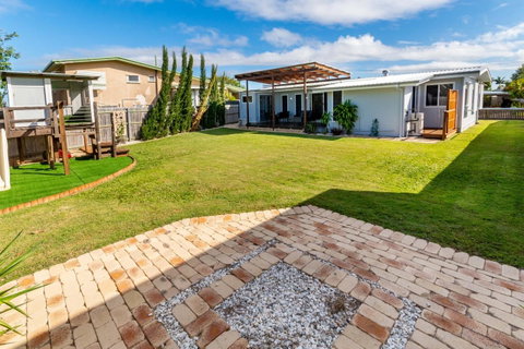 Fabulous Family Destination In Paradise Parade, Bongaree - Tourism Brisbane 18