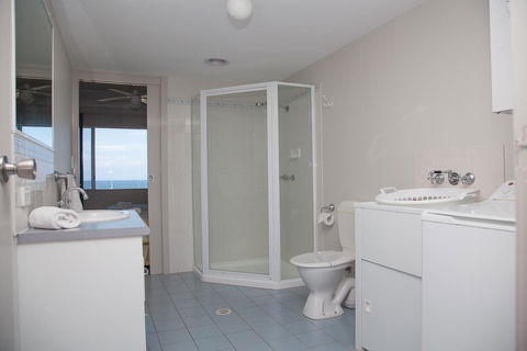 Samarinda Jewel By The Sea - Tourism Brisbane 5