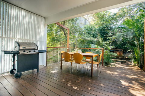Point Break Beach House - Tourism Brisbane 8