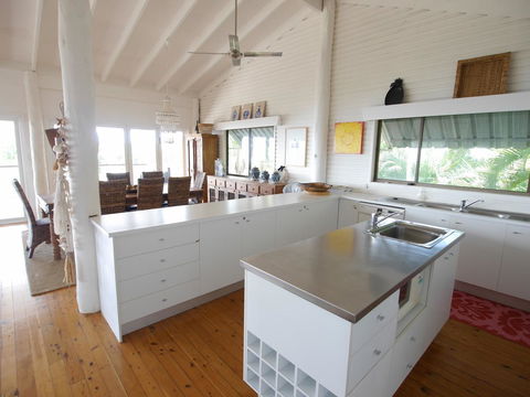 Annie's White House - Tourism Brisbane 10