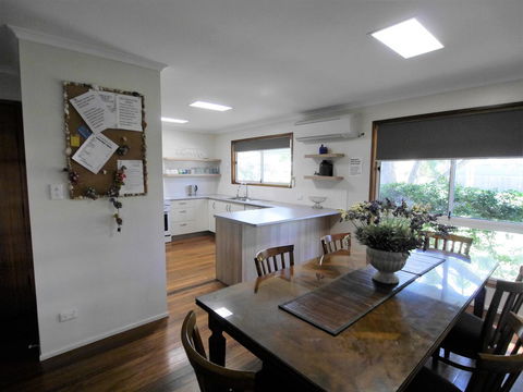 Amity Beach House - Tourism Brisbane 7
