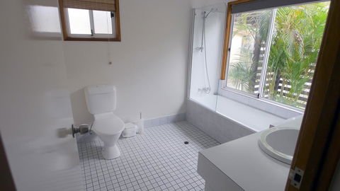 Amity Beach House - Tourism Brisbane 12