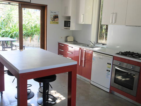 A AAA C-SHACK - Tourism Brisbane 9