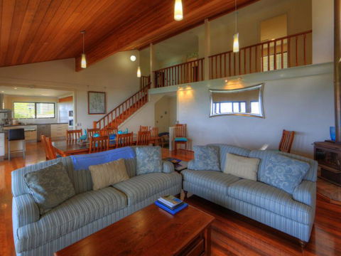 Belle Vue Beach House By Discover Stradbroke - Tourism Brisbane 3