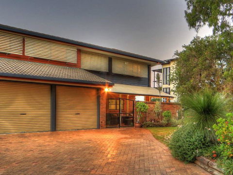 Belle Vue Beach House By Discover Stradbroke - Tourism Brisbane 12