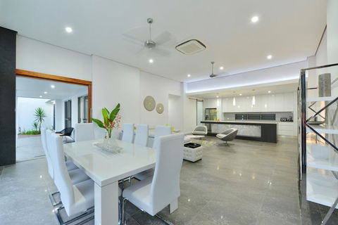 #2 Andrews - Port Douglas - Tourism Brisbane 2