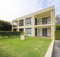 'Bagnall Views' 2/161 Government Rd - Stylish  modern duplex across the road to the waters edge - Tourism Brisbane