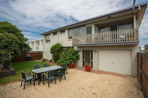 'Banksia 7' Marine Parade - Tourism Brisbane 0
