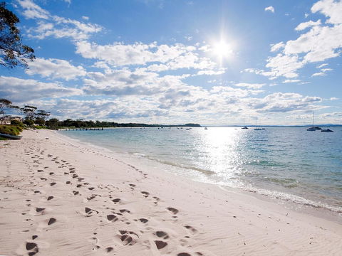 'Beachside' Shoal Bay, Unit 4 - Tourism Brisbane 1