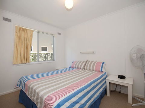 'Beachside' Shoal Bay, Unit 4 - Tourism Brisbane 2