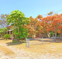 'Daves Place' 27 Rigney St - Holiday house with WIFI Aircon  Boat Parking - Tourism Brisbane