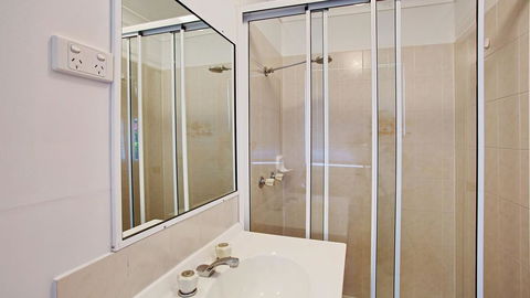 'The Hideaway' At Shoal Bay - Tourism Brisbane 3