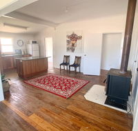 'The Wattles' - True Country Escape Near Wineries - Borenore - Brisbane Tourism