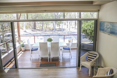 'Top Tier' Dog Friendly Holiday Home - Brisbane Tourism 0