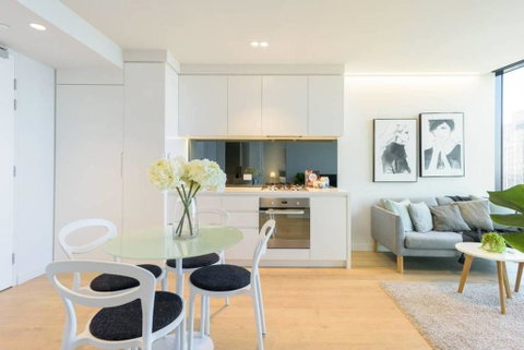 08, 1Bd 1Bth SkyCastle, Lvl 55 StunningView, FreeTram - Tourism Brisbane 3