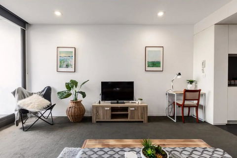 1 Bedroom Apartment In Prahran With Balcony - Brisbane Tourism 1