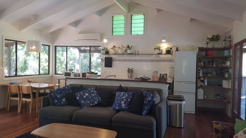 1 Bedroom Home Surrounded By Nature - Brisbane Tourism 2