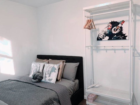 1 Private Double Room In Carramar 1-minute To Station - SHAREHOUSE - Tourism Brisbane 0