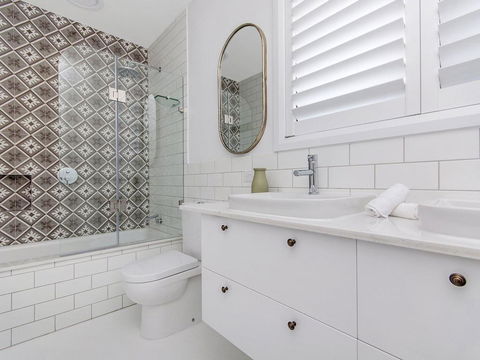 10 OCEAN VILLA - Tourism Brisbane 3