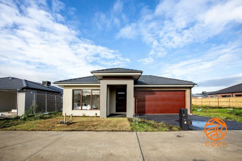 109, Cozy Cranbourne Family House, 5Bed2Bath2Parking - Brisbane Tourism 2