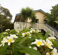 11 Coast at Boomerang Beach - Brisbane Tourism